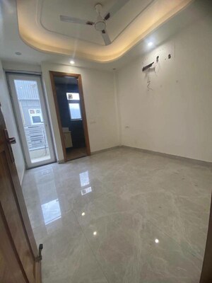 2 BHK Apartment For Rent in Saket