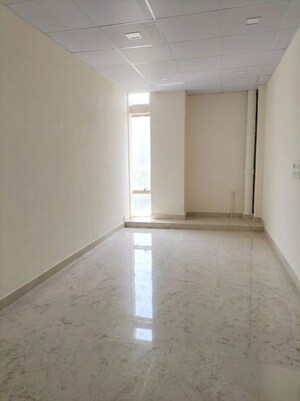 Room in  Office Space at Sushant Golf City – for Rent