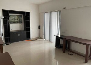 Room in 2 BHK Apartment at Teerth Towers, Baner – for Sale