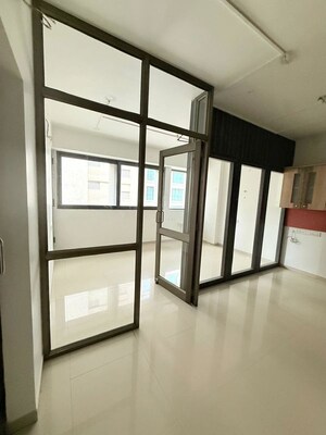 Office Space For Rent in Vastrapur