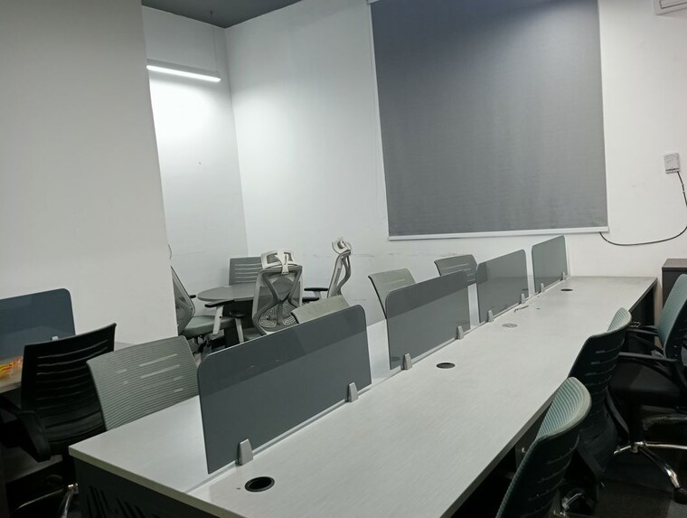 Team Area, sector 2 Commercial Office Space 1000 Sq.Ft. In Sector 2 Noida 10475628