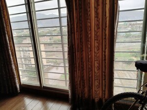 Balcony in 3.5 BHK Apartment at Arihant Sparsh, Vashi Sector 26 – for Rent