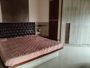 Bedroom in 3.5 BHK Apartment at Arihant Sparsh, Vashi Sector 26 – for Rent