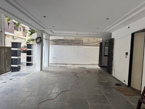 Parking in 3 BHK Apartment at Lakdi Ka Pul – for Sale