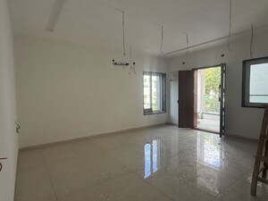Room in 3 BHK Apartment at Lakdi Ka Pul – for Sale