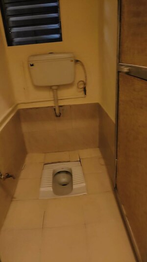 Bathroom in 1 RK Apartment at Aaditya Akashdeep, Santacruz East – for Rent