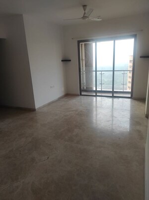 Room in 3 BHK Apartment at Lodha Splendora, Ghodbunder Road – for Rent