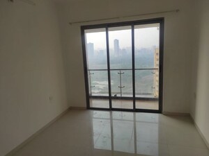 Room in 3 BHK Apartment at Lodha Splendora, Ghodbunder Road – for Rent