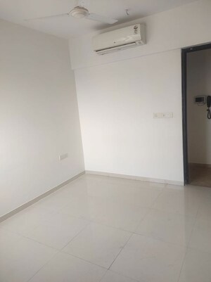 Room in 3 BHK Apartment at Lodha Splendora, Ghodbunder Road – for Rent