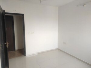 Room in 3 BHK Apartment at Lodha Splendora, Ghodbunder Road – for Rent