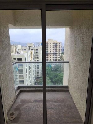 Room in 3 BHK Apartment at Rustomjee La Vie, Majiwada – for Sale