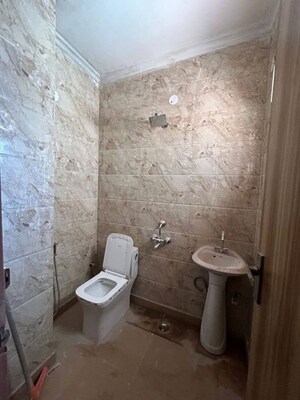 Bathroom in 1 BHK Apartment at Neb Sarai – for Rent