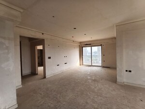 Room in 3.5 BHK Apartment at ATS Tourmaline, Sector 109 – for Sale