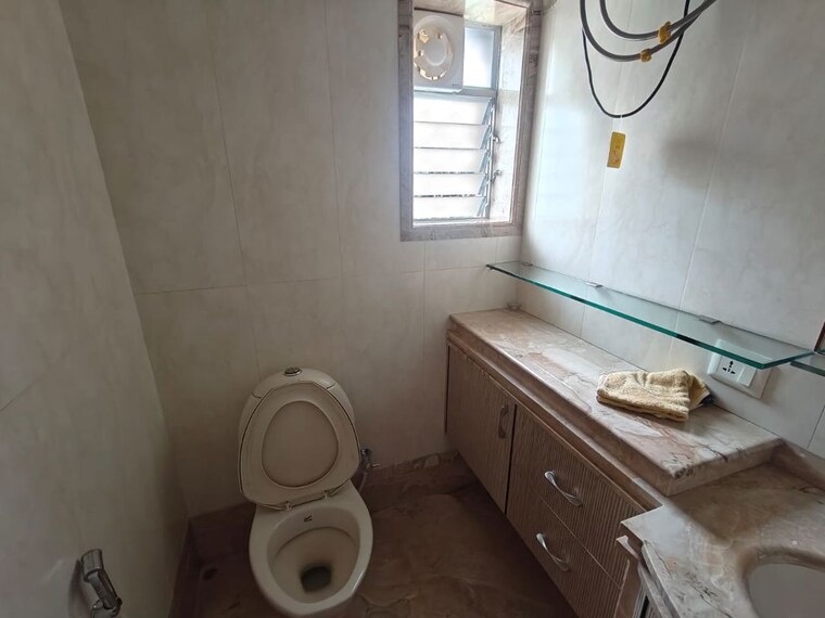 Bathroom, ballygunge 3 Bedroom 1962 Sq.Ft. Builder Floor In Ballygunge Kolkata 10475762