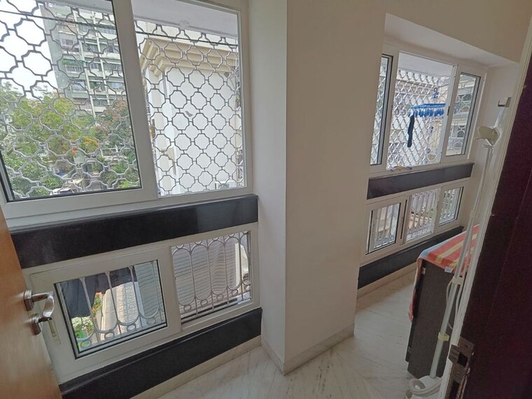 Balcony, ballygunge 3 Bedroom 1962 Sq.Ft. Builder Floor In Ballygunge Kolkata 10475762