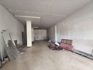 Parking in  Showroom at Kakkanad – for Rent