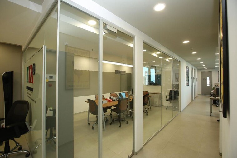  Parking, marathon-futurex Commercial Office Space 2390 Sq.Ft. In Lower Parel Mumbai 10475901