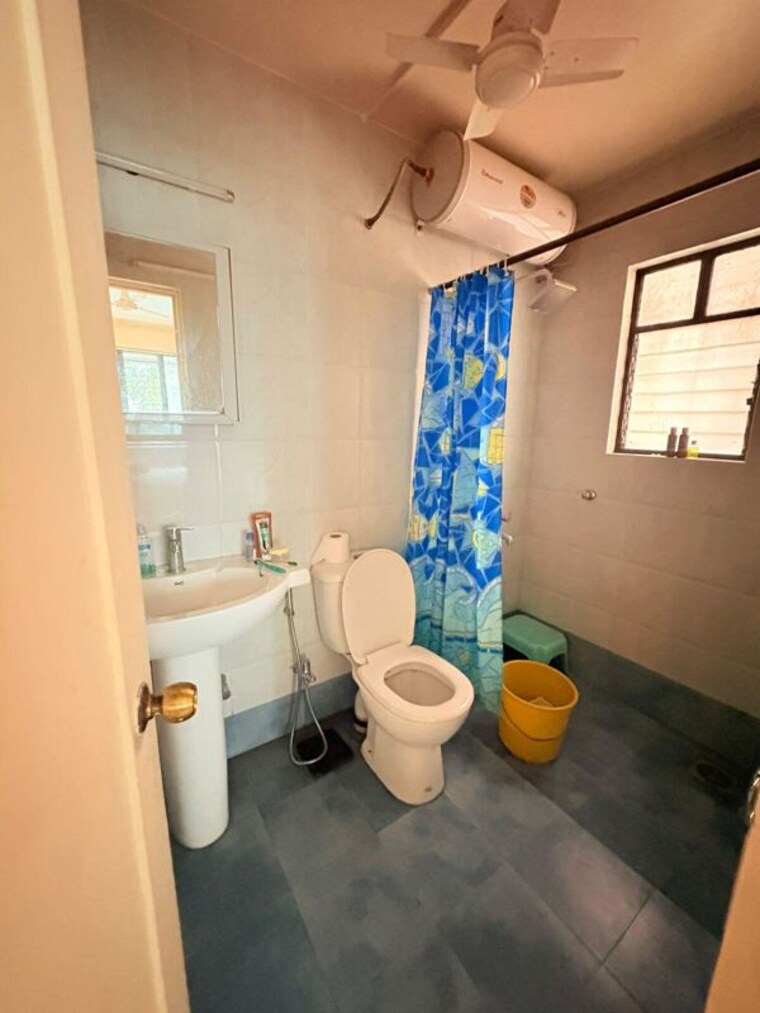 Bathroom, goel-ganga-nebula 2 Bedroom 905 Sq.Ft. Apartment In Viman Nagar Pune 10475822