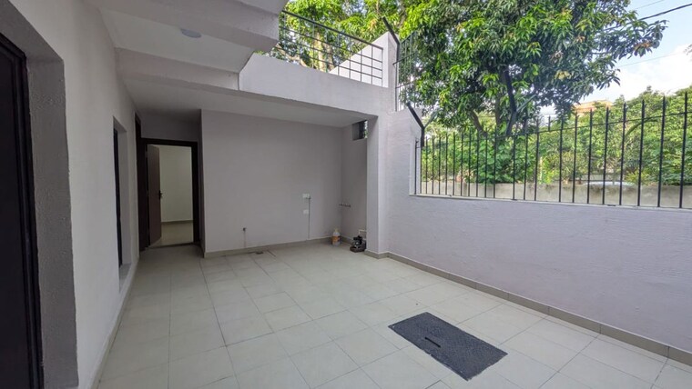 Balcony, sector 46 2 Bedroom 1500 Sq.Ft. Independent House In Sector 46 Noida 10475896