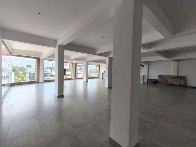  Parking, kakkanad Commercial Office Space 2900 Sq.Ft. In Kakkanad Kochi 10475924