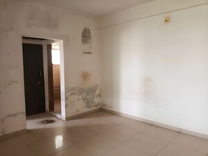 Room in  Apartment at Ghanghretia – for Sale