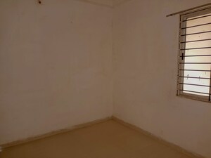 Room in  Apartment at Atladara – for Sale