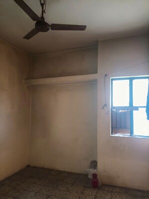 Room in  Apartment at Gorwa – for Sale