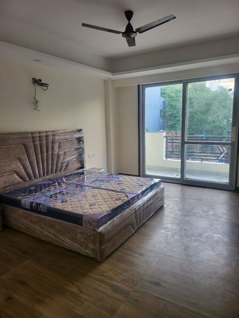 Bedroom, dlf phase v 2 Bedroom 1600 Sq.Ft. Builder Floor In Dlf Phase V Gurgaon 10475893