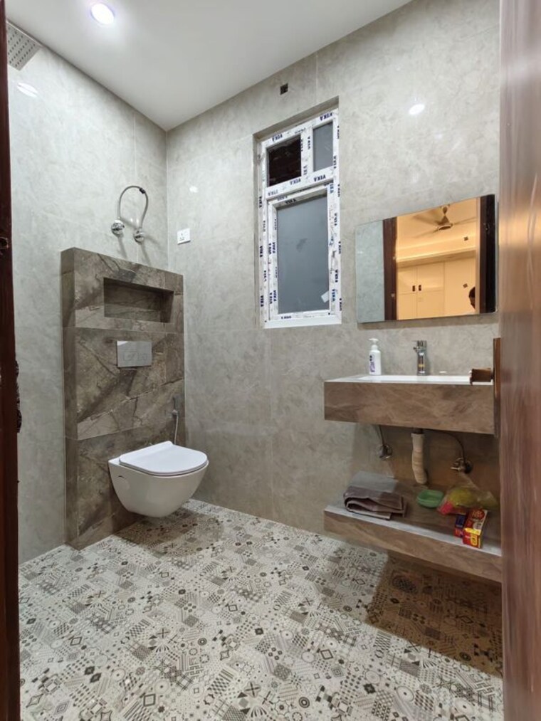 Bathroom, sector 43 3 Bedroom 1784 Sq.Ft. Builder Floor In Sector 43 Gurgaon 10475950