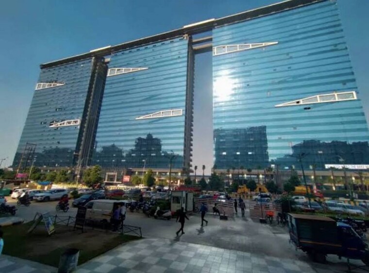 Exterior View, bhutani-alphathum-commercial Commercial Office Space in IT/SEZ 663 Sq.Ft. In Sector 90 Noida 10368798
