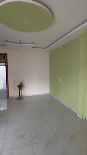 Room in 2.5 BHK Independent House at Arjunganj – for Sale