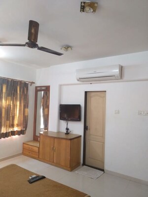 Furnished Amenities in 3 BHK Apartment at Piramal Mahalaxmi, Mahalaxmi – for Rent