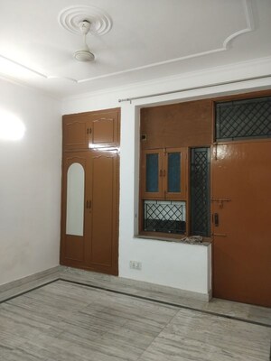 Room in 2 BHK Apartment at Ashoka Enclave 3, Sector 35 – for Rent