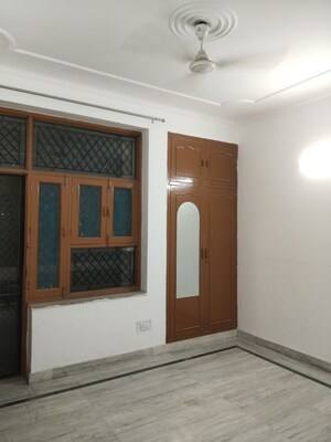 Room in 2 BHK Apartment at Ashoka Enclave 3, Sector 35 – for Rent