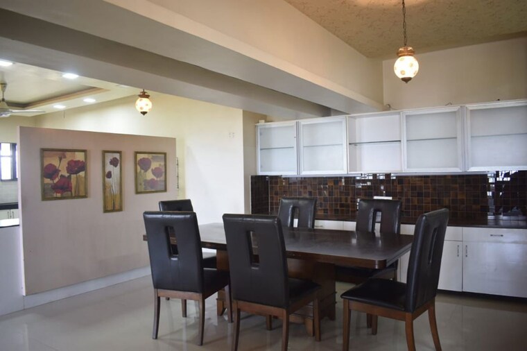 Team Area, sanjay-selenite 5 Bedroom 4000 Sq.Ft. Apartment In Baner Pune 10476064