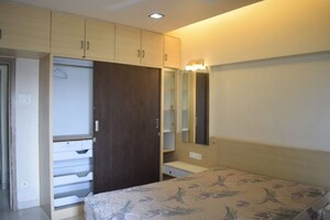 Room in 5 BHK Apartment at Sanjay Selenite, Baner – for Sale