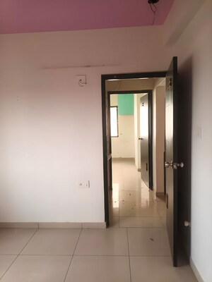 Room in  Apartment at Makarpura – for Sale