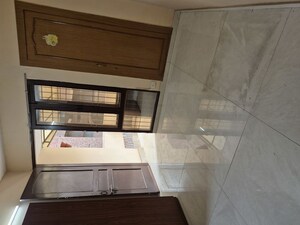 3.5 BHK Apartment For Rent in Mayur Vihar