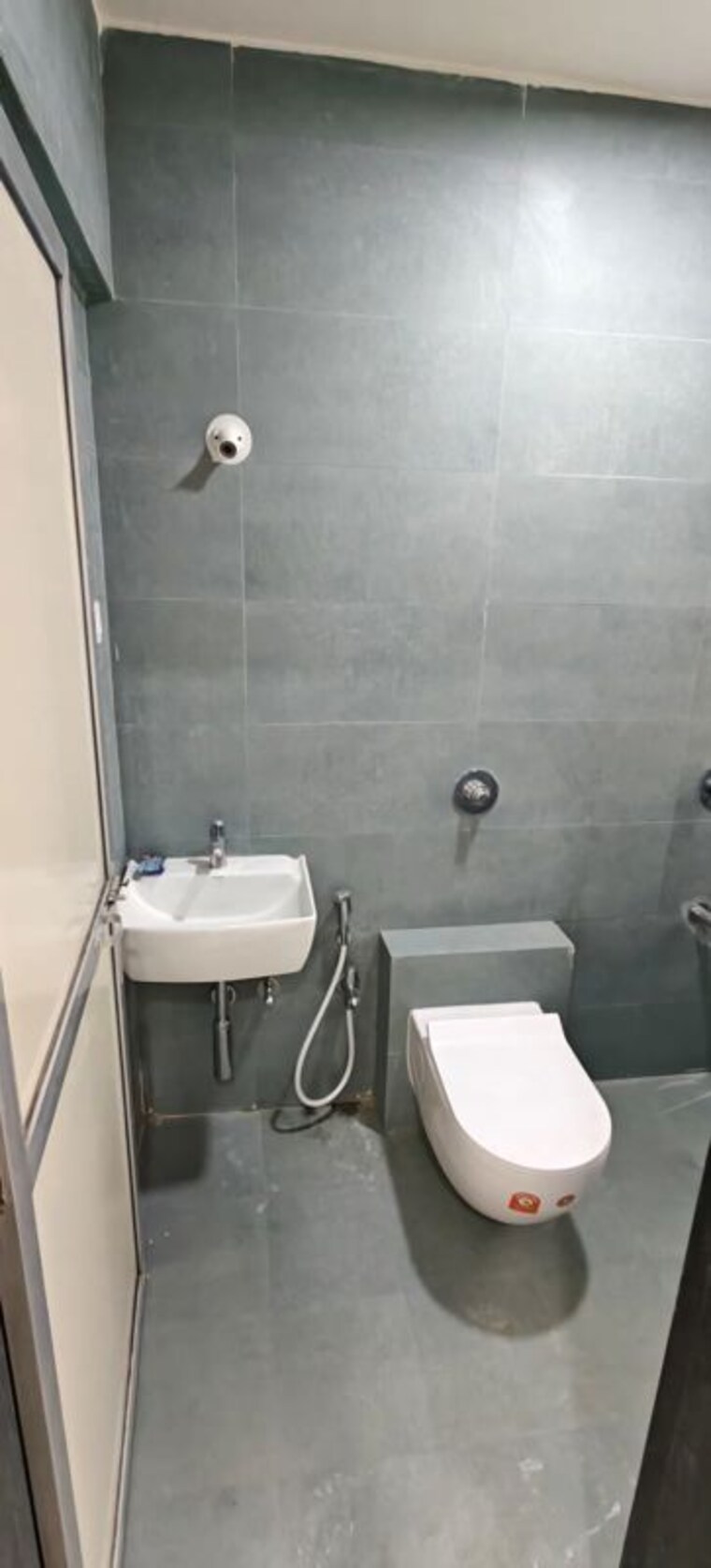 Bathroom, chirag-vijayi-jwala 3 Bedroom 890 Sq.Ft. Apartment In Goregaon West Mumbai 10476132
