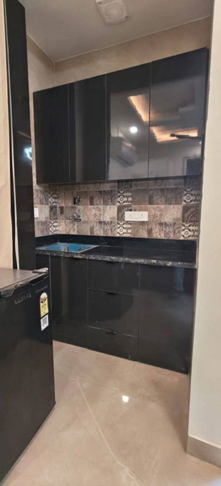 Kitchen, bharat-residency-gurgaon 1 RK 500 Sq.Ft. Builder Floor In Sector 15 Gurgaon 10476144