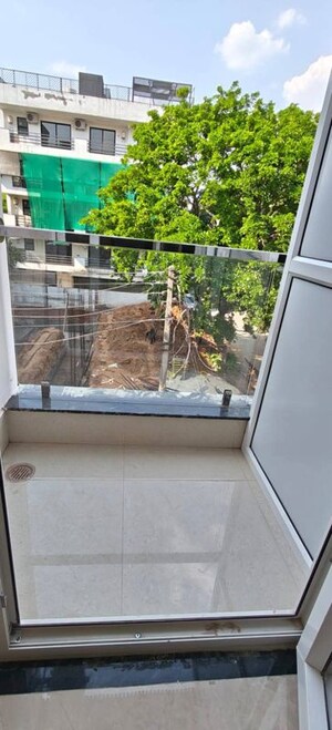 Balcony in 1 RK Builder Floor at Bharat Residency Gurgaon, Sector 15 – for Rent