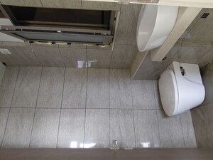Bathroom in 2 BHK Apartment at Sheth Auris Serenity Tower 3, Malad West – for Sale