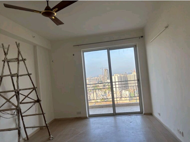 Bedroom, dlf-new-town-heights-ii 3.5 Bedroom 1930 Sq.Ft. Apartment In Sector 86 Gurgaon 10476170