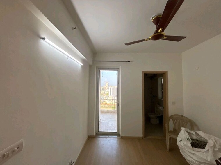 Bedroom, dlf-new-town-heights-ii 3.5 Bedroom 1930 Sq.Ft. Apartment In Sector 86 Gurgaon 10476170