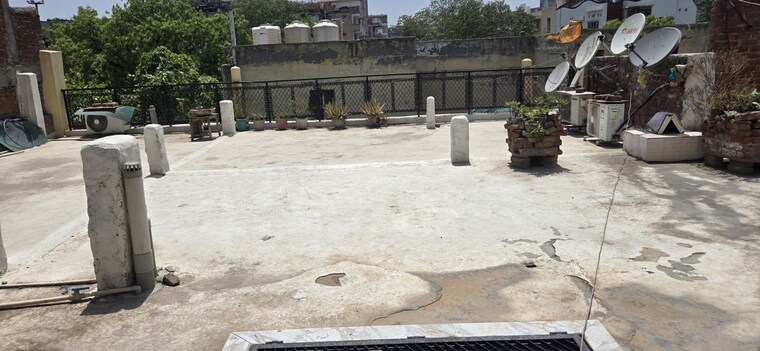 Exterior View, madanpur khadar 6+ Bedroom 2228 Sq.Ft. Independent House In Madanpur Khadar Delhi 10410496