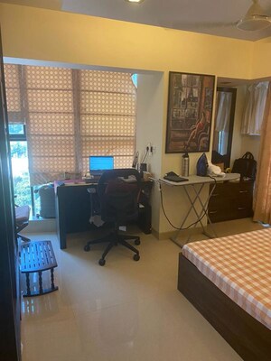 Living Room in 3 BHK Apartment at Navin Nagar – for Rent