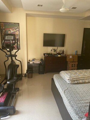 Living Room in 3 BHK Apartment at Navin Nagar – for Rent