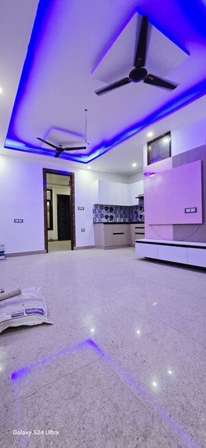 Living Room in 2 BHK Builder Floor at Sector 82 – for Sale