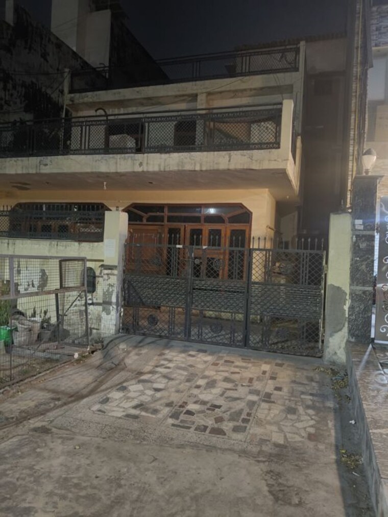 Exterior View, sector 56 3 Bedroom 162 Sq.Mt. Independent House In Sector 56 Noida 10476166