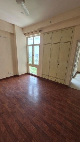 2.5 BHK + Servant Room 1515 Sq.Ft. Apartment in Eldeco Green Meadows